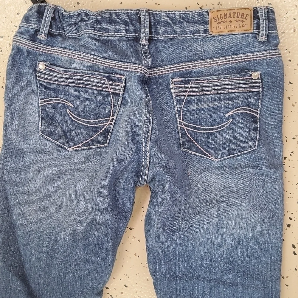 Signature by Levi Strauss signature by